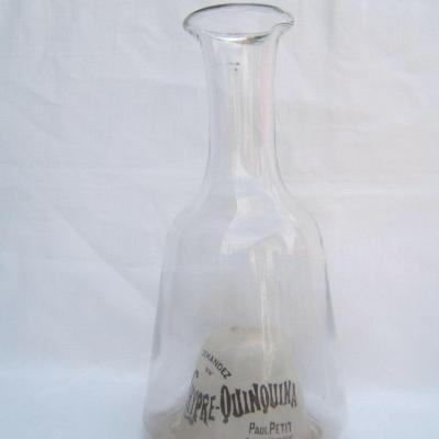 Ancienne carafe publicitaire Chypre quinquina Cherry brandy paul petit auxerre